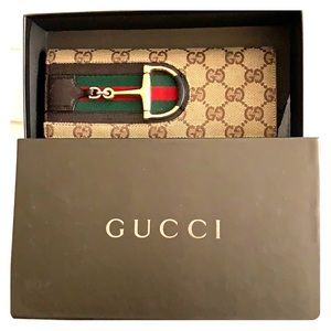 Gucci wallet